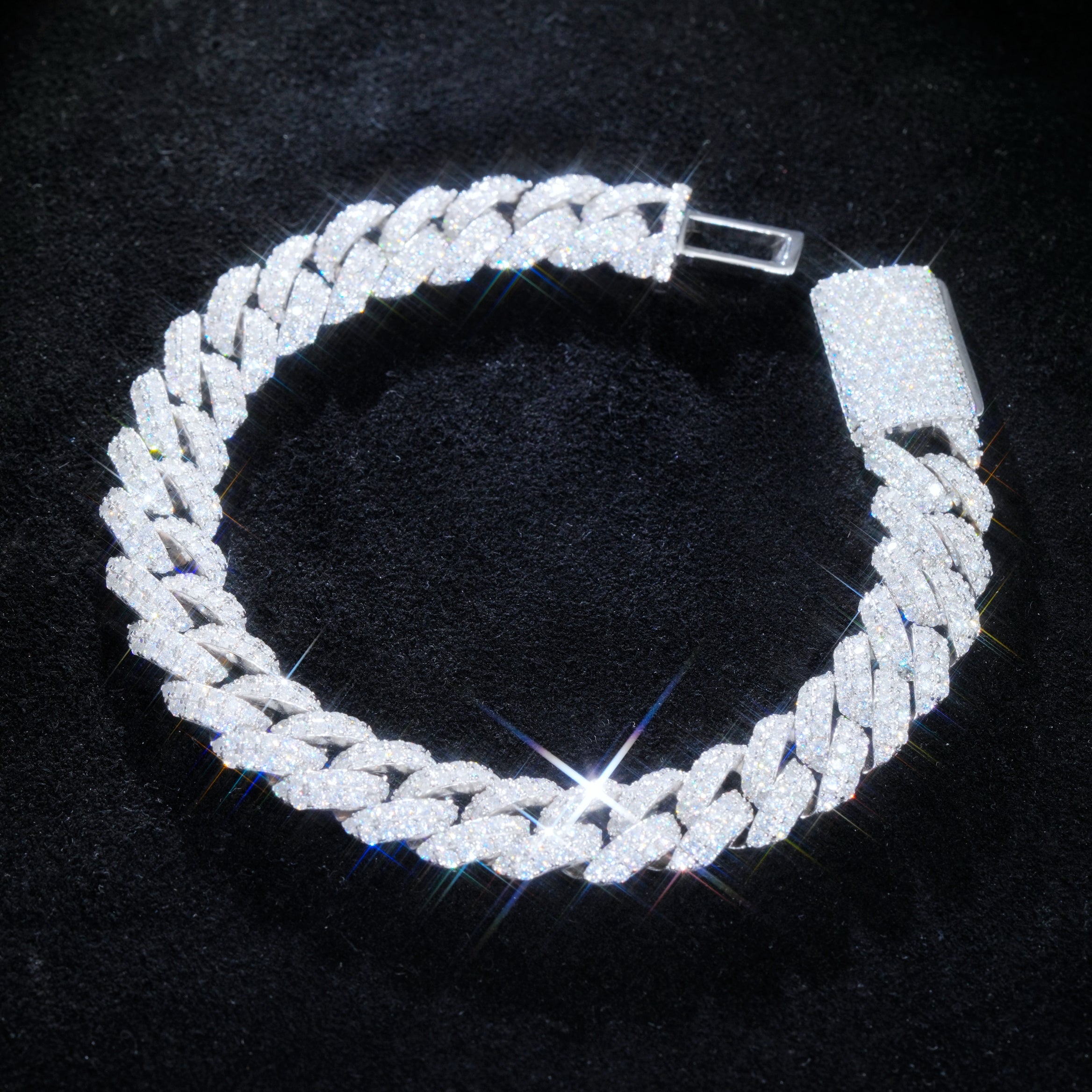 VVS MOISSANITE 10MM CUBAN BRACELET