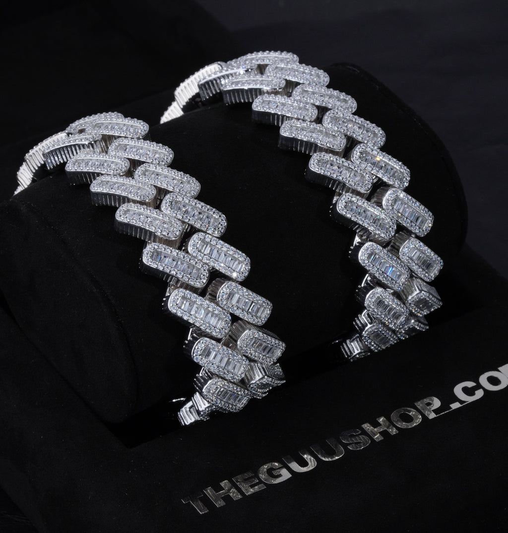 20MM Baguette Prong Link Bracelet