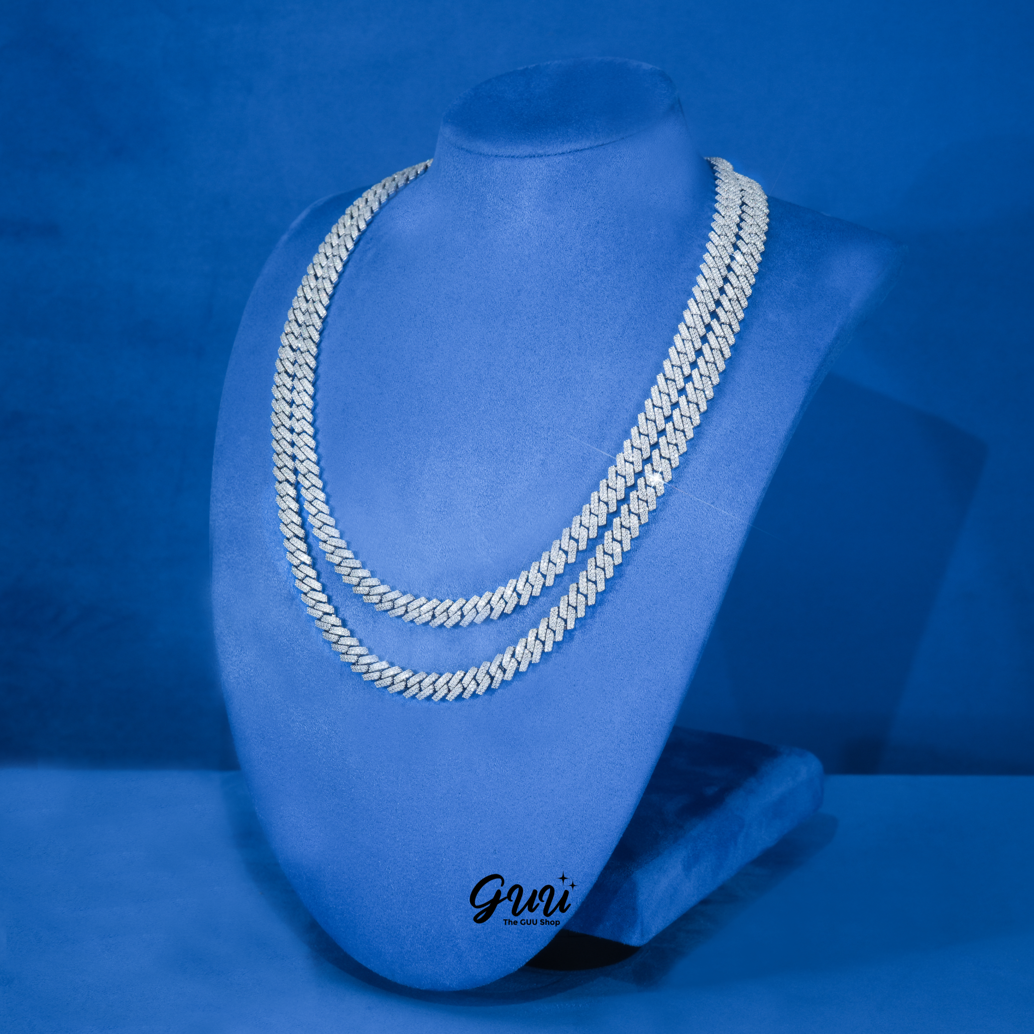 VVS Moissanite 8.5MM Prong Cuban Link Chain
