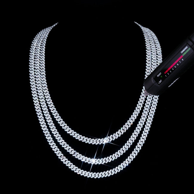 VVS Moissanite 6.5MM Prong Cuban Link Chain Hover Image