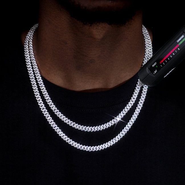 925S & VVS Moissanite 6.5MM Prong Cuban Link Chain Hover Image