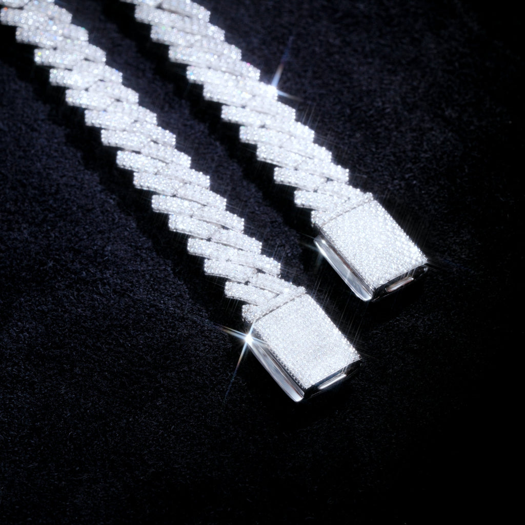 VVS Moissanite 8.5MM Prong Cuban Link Chain
