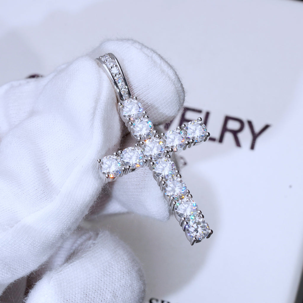 4.51 Carat VVS Moissanite Cross In White Gold