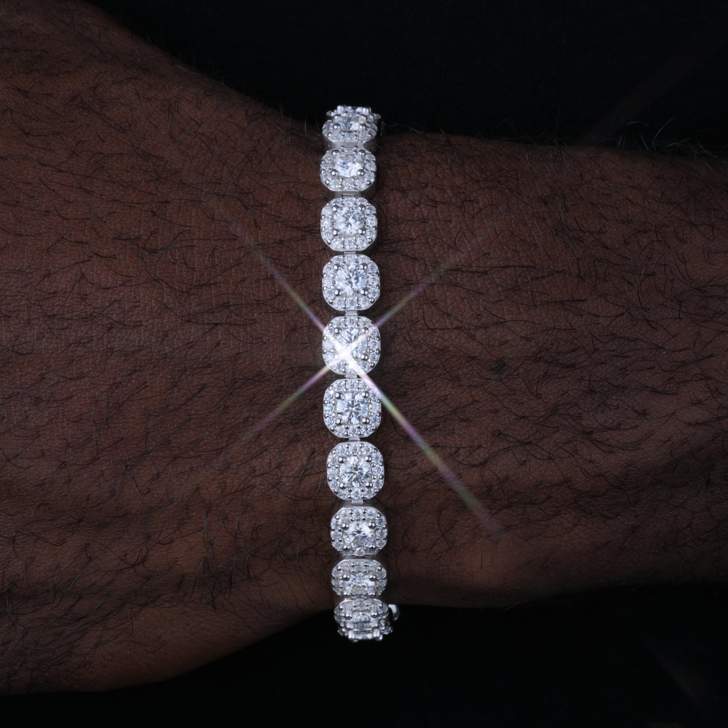 VVS Moissanite 8MM Clustered Tennis Bracelet