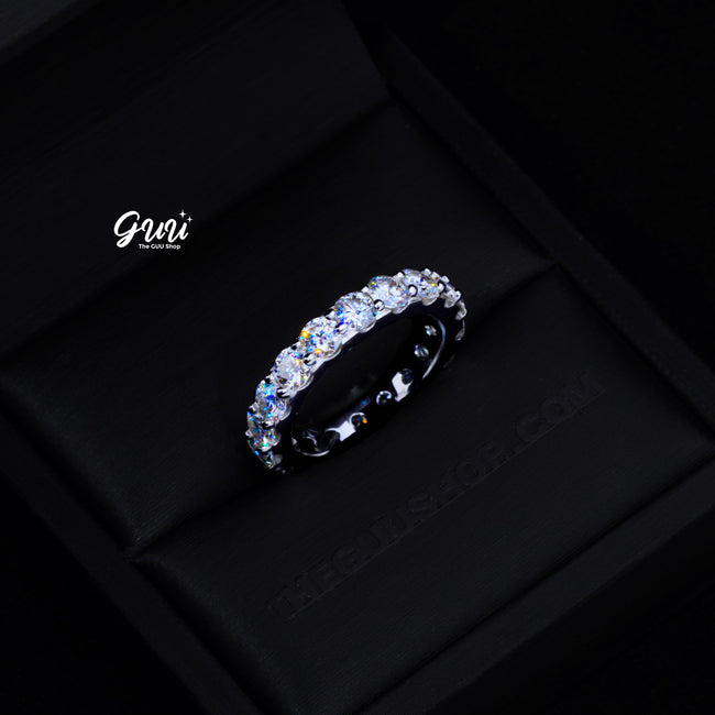 6.00 CARAT VVS Moissanite Single-Row Eternity Ring Hover Image