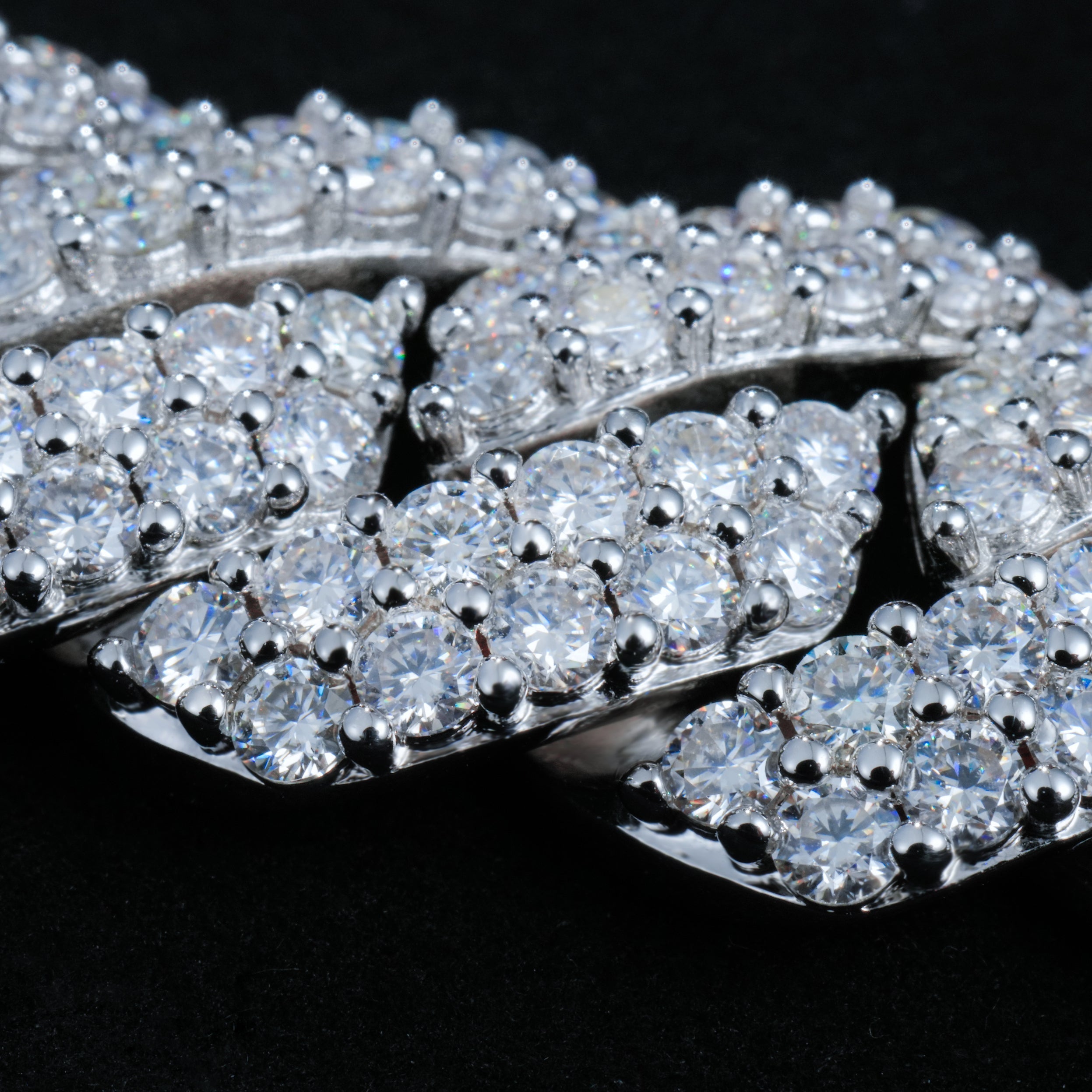 VVS Moissanite 20MM Prong Cuban Link Chain