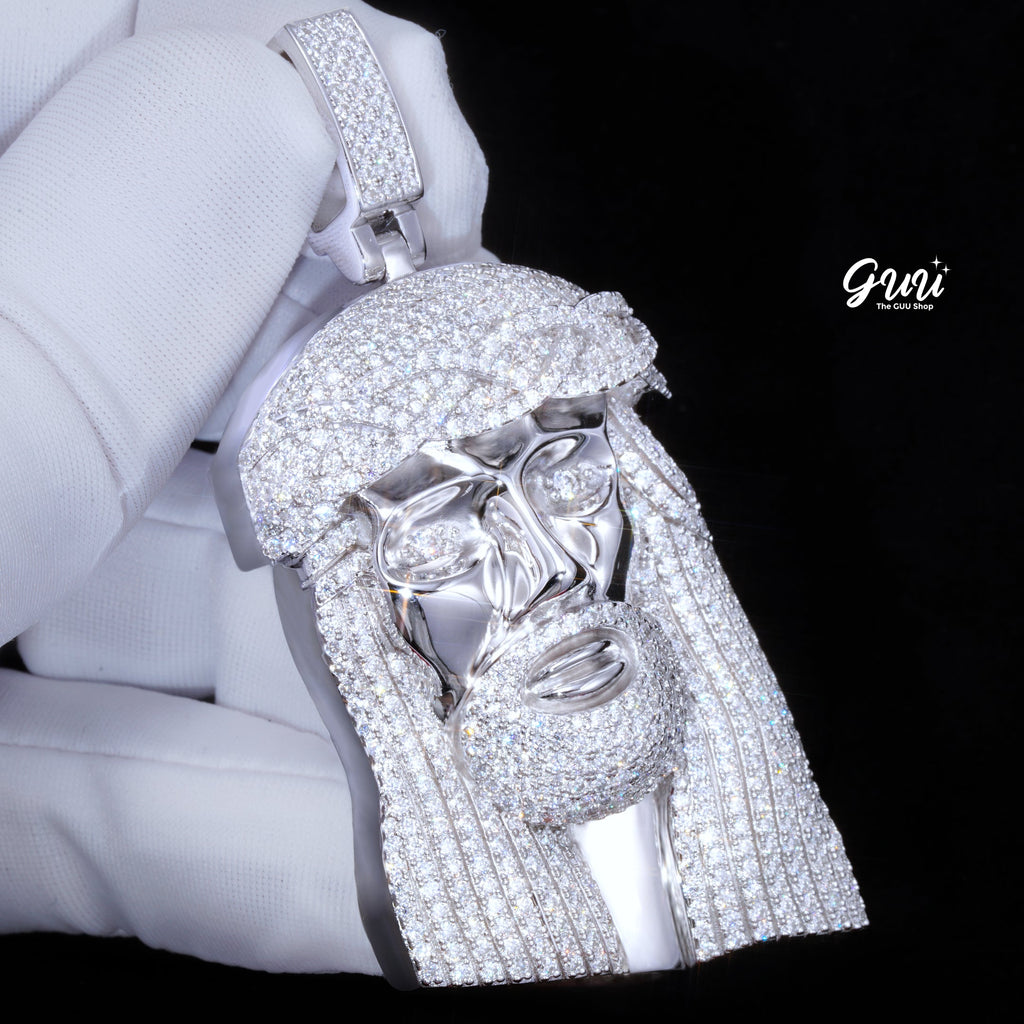925S & VVS Moissanite Jesus In White Gold
