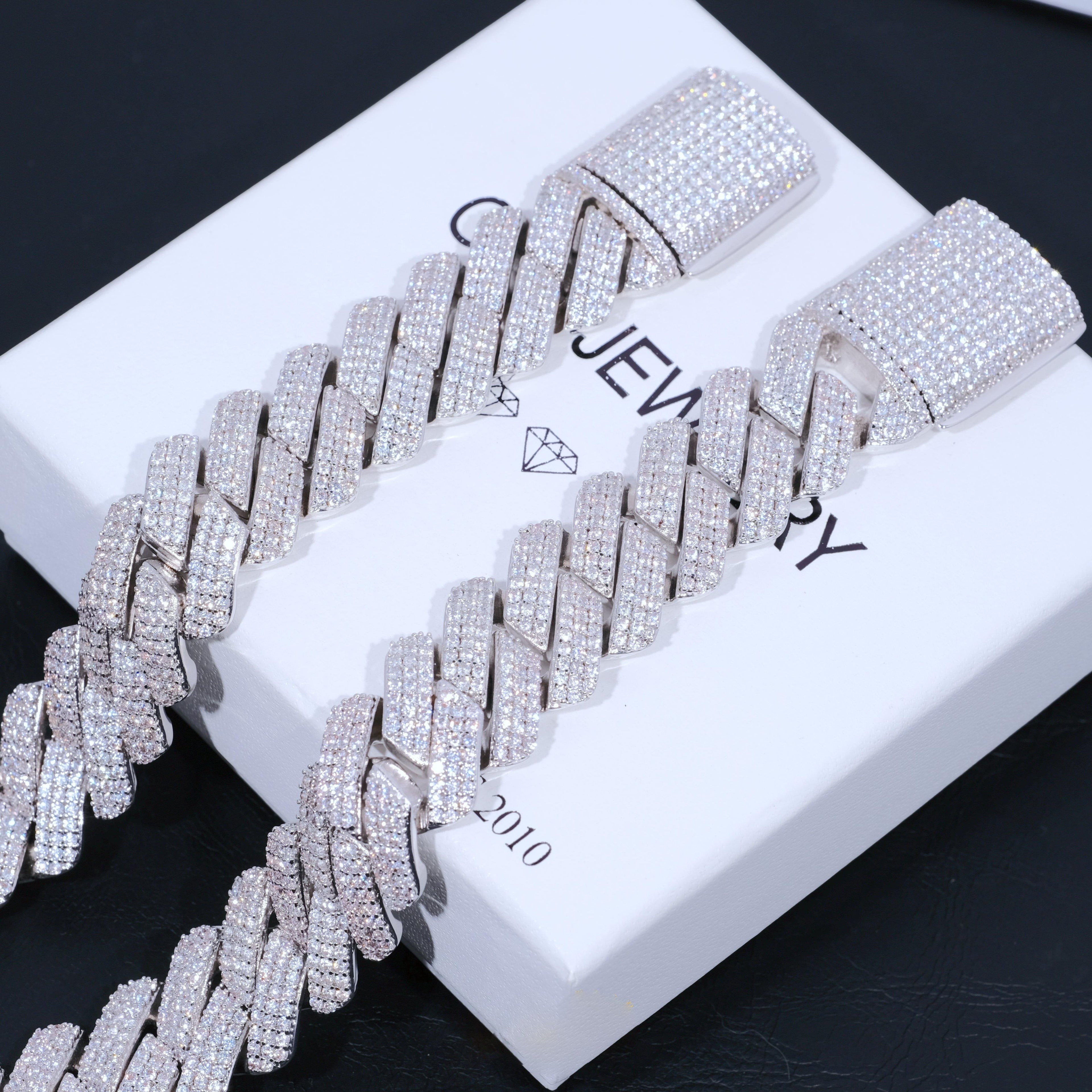 19mm Diamond Prong Cuban Bracelet in White Gold
