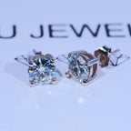 925S & VVS Moissanite Solitaire Stud Earrings