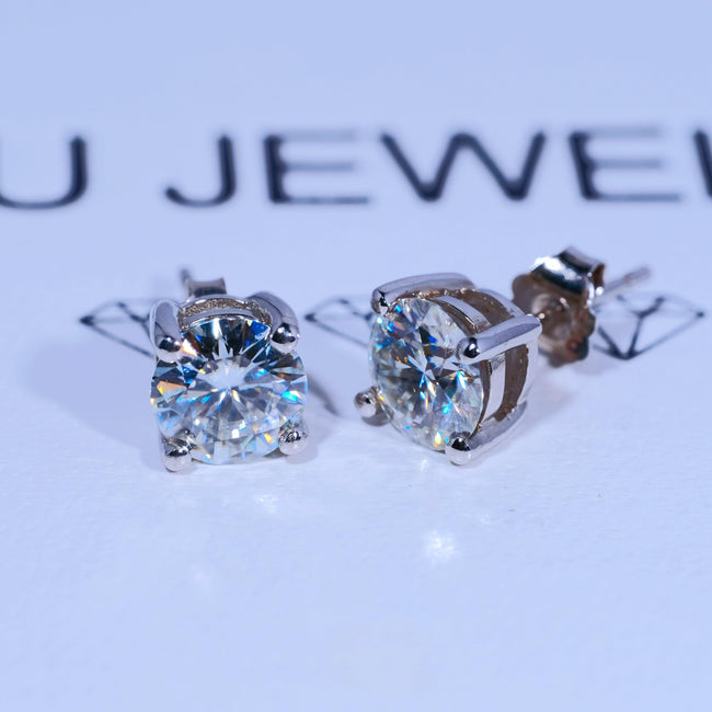 925S & VVS Moissanite Solitaire Stud Earrings Main Image