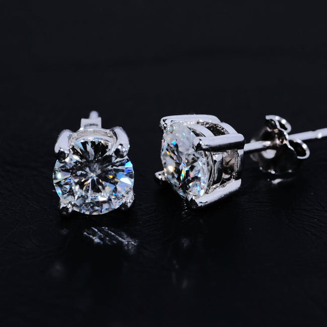 925S & VVS Moissanite Solitaire Stud Earrings Hover Image