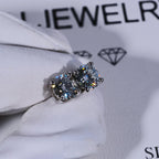 925S & VVS Moissanite Solitaire Stud Earrings