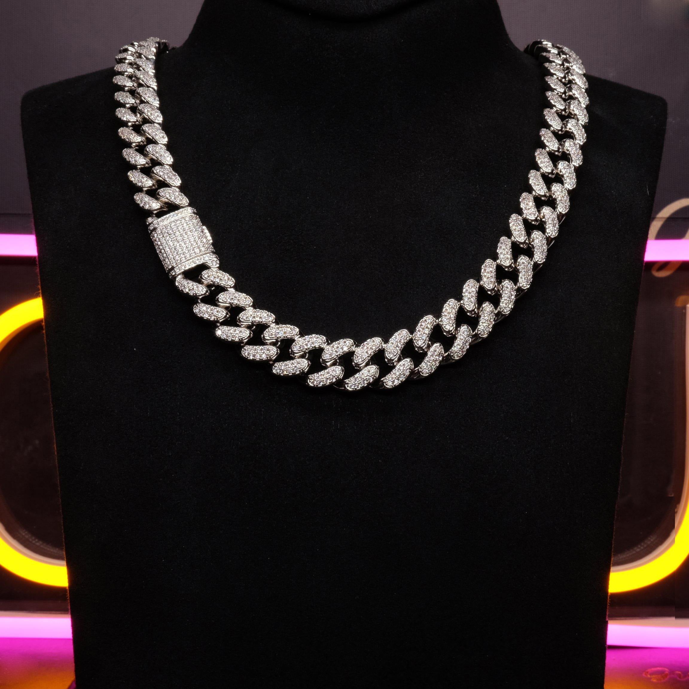 🔥New Flip buckle Iced Cuban Link Chain Silver