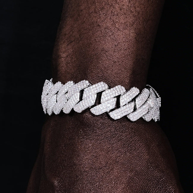 19mm Diamond Prong Cuban Bracelet in White Gold Hover Image