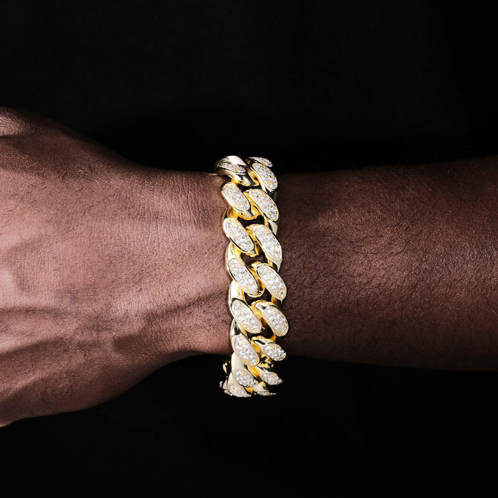 Iced Cuban Link Bracelet (19mm) in Yellow Gold