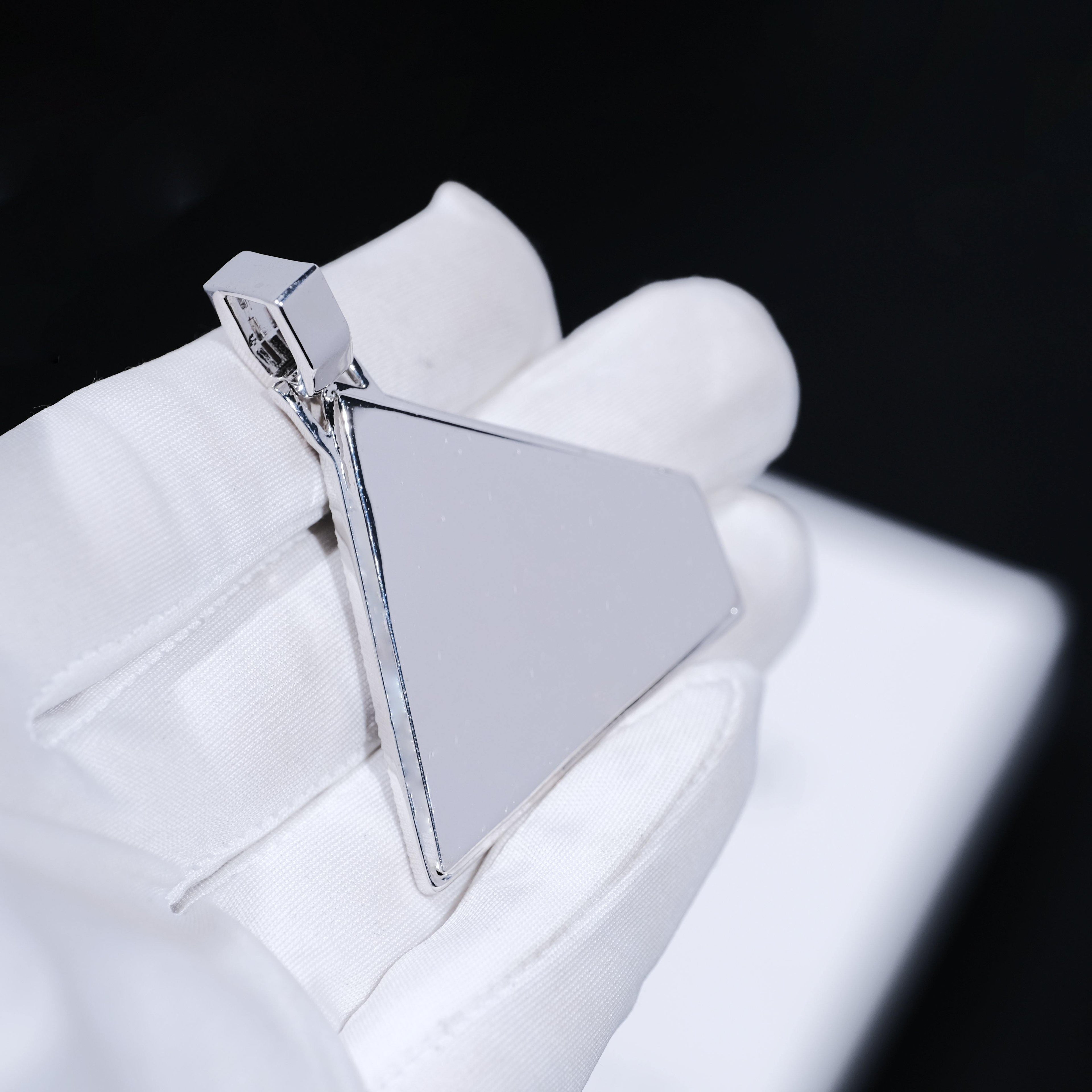Baguette Pyramid Pendant White Gold