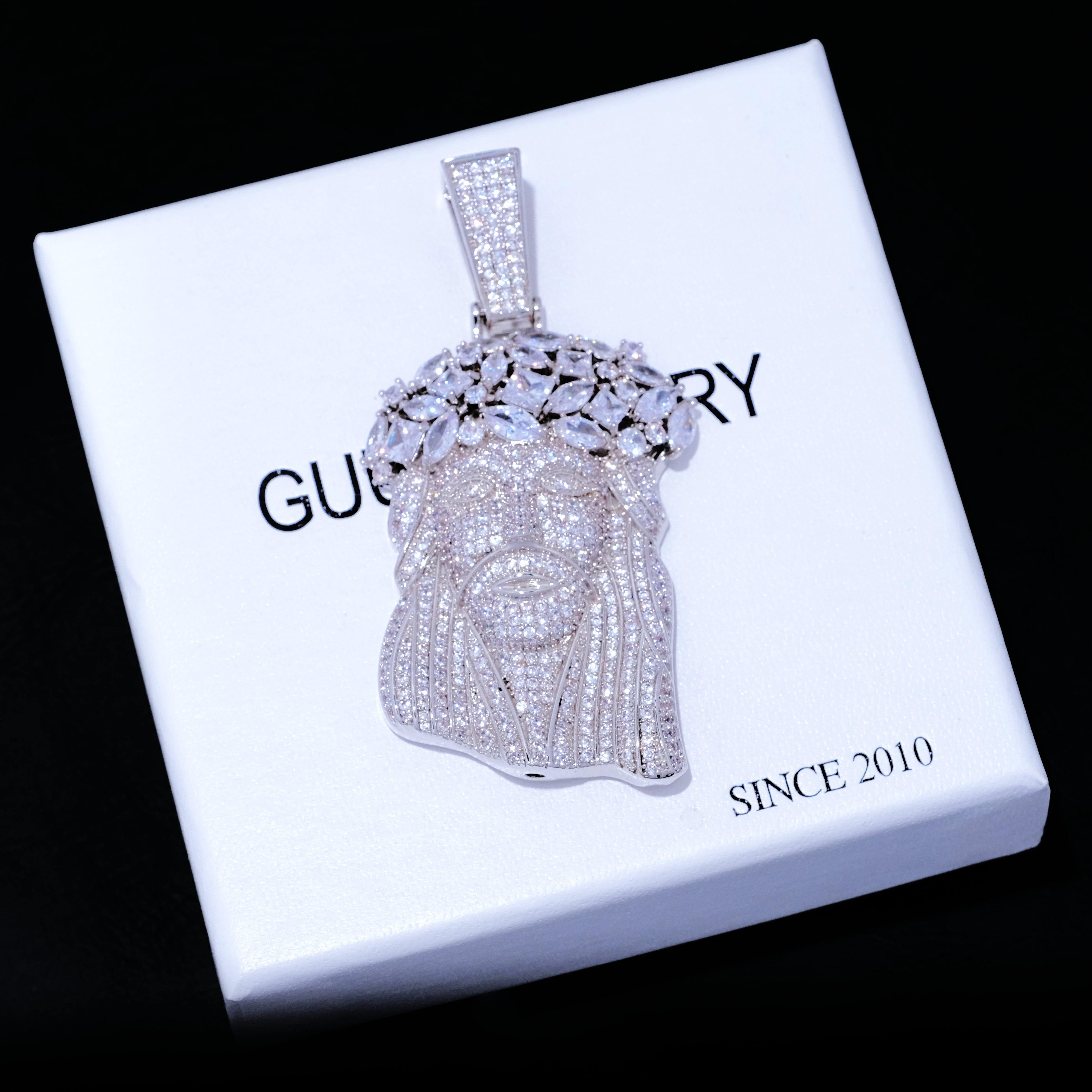 GUU Iced Giant Jesus Pendant