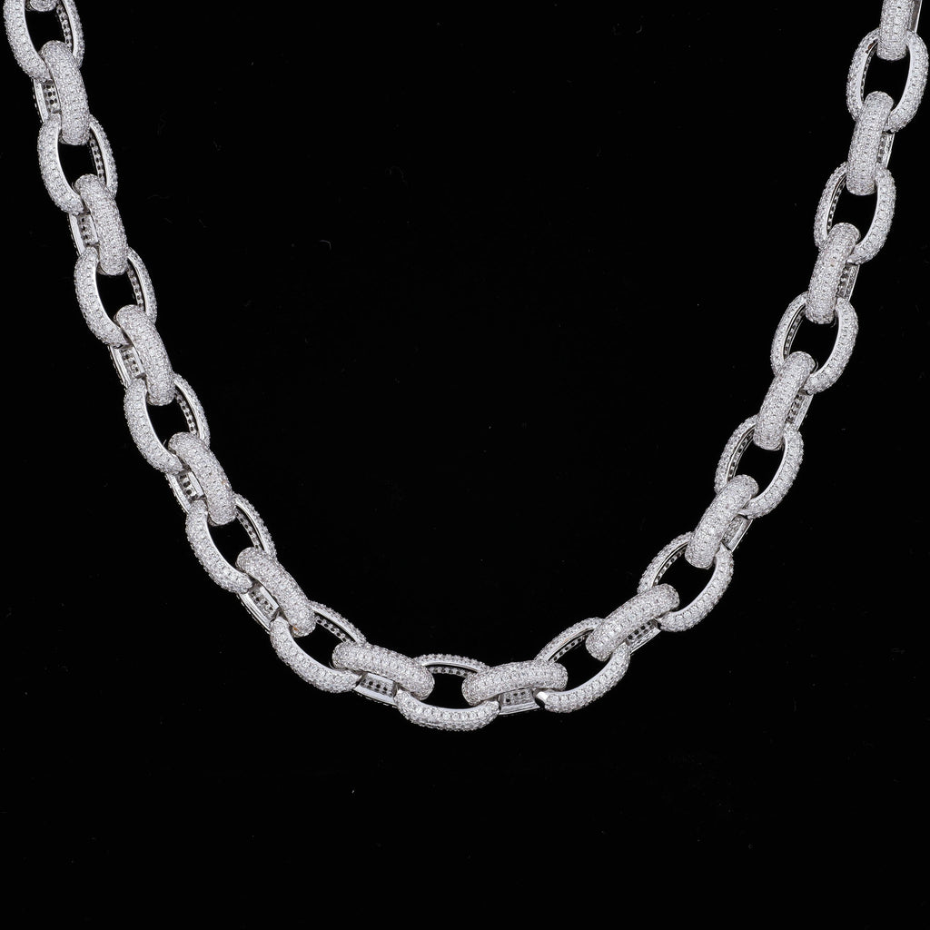 Annular Iced Prong Link Choker in WhiteGold