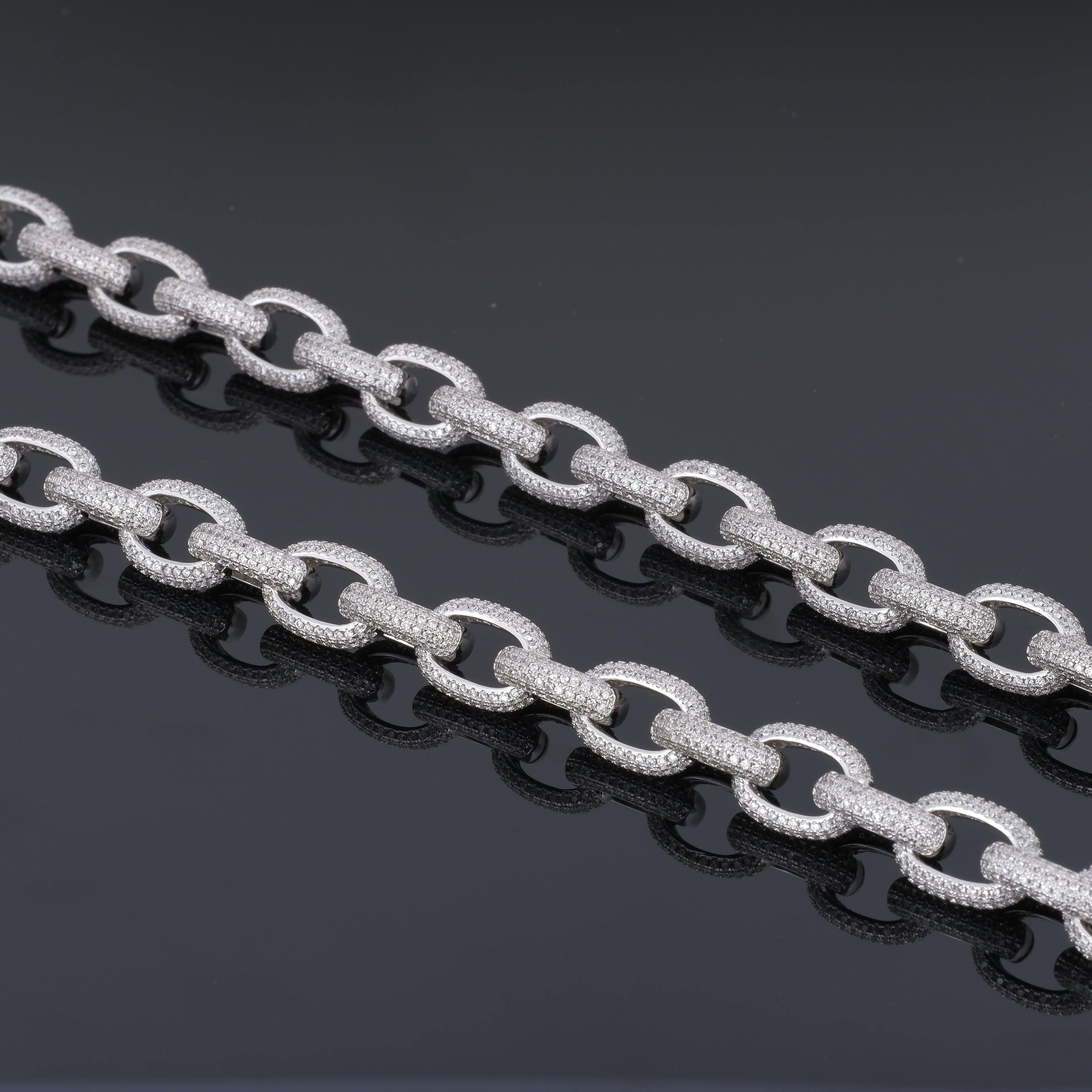 Annular Iced Prong Link Choker in WhiteGold