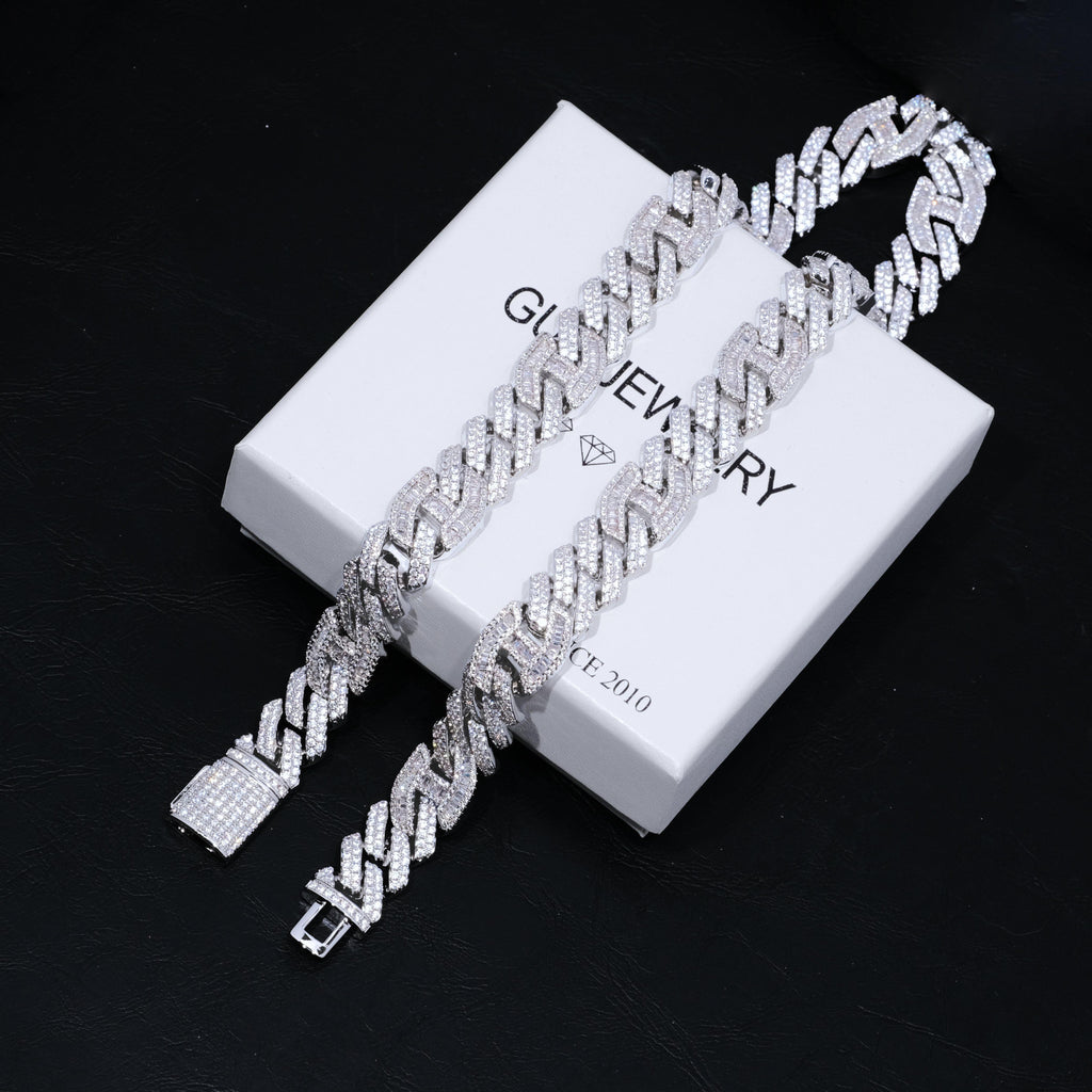 15mm Prong Baguette Curb Chain White Gold