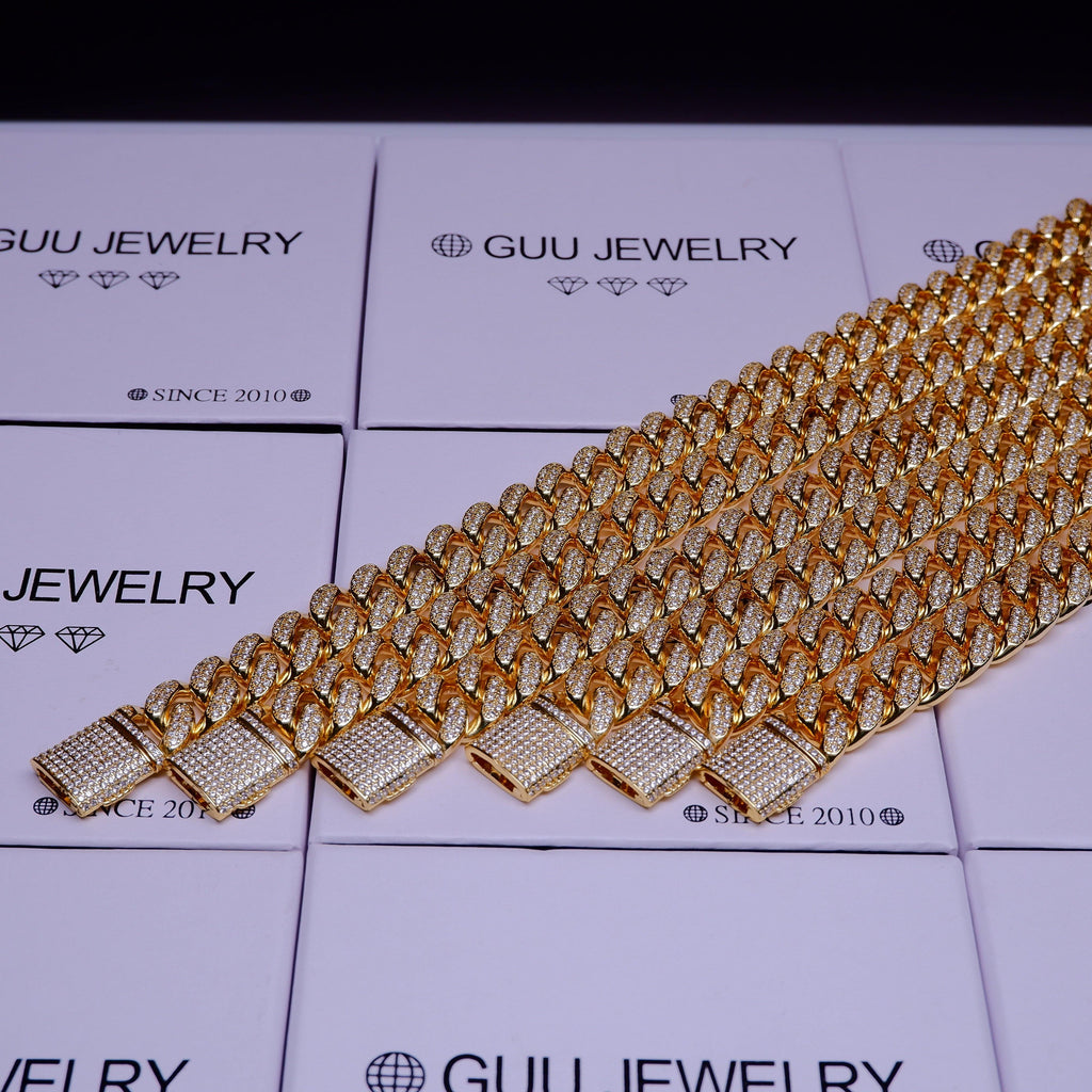 🔥New Flip buckle Iced Cuban Link Chain Gold-Plated