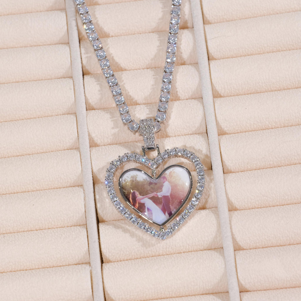 3D Spinning 2-Faced Heart Custom Picture Pendant