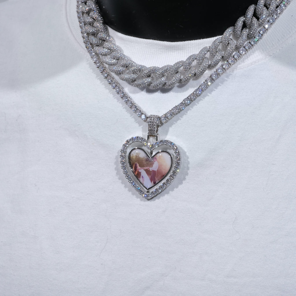 3D Spinning 2-Faced Heart Custom Picture Pendant