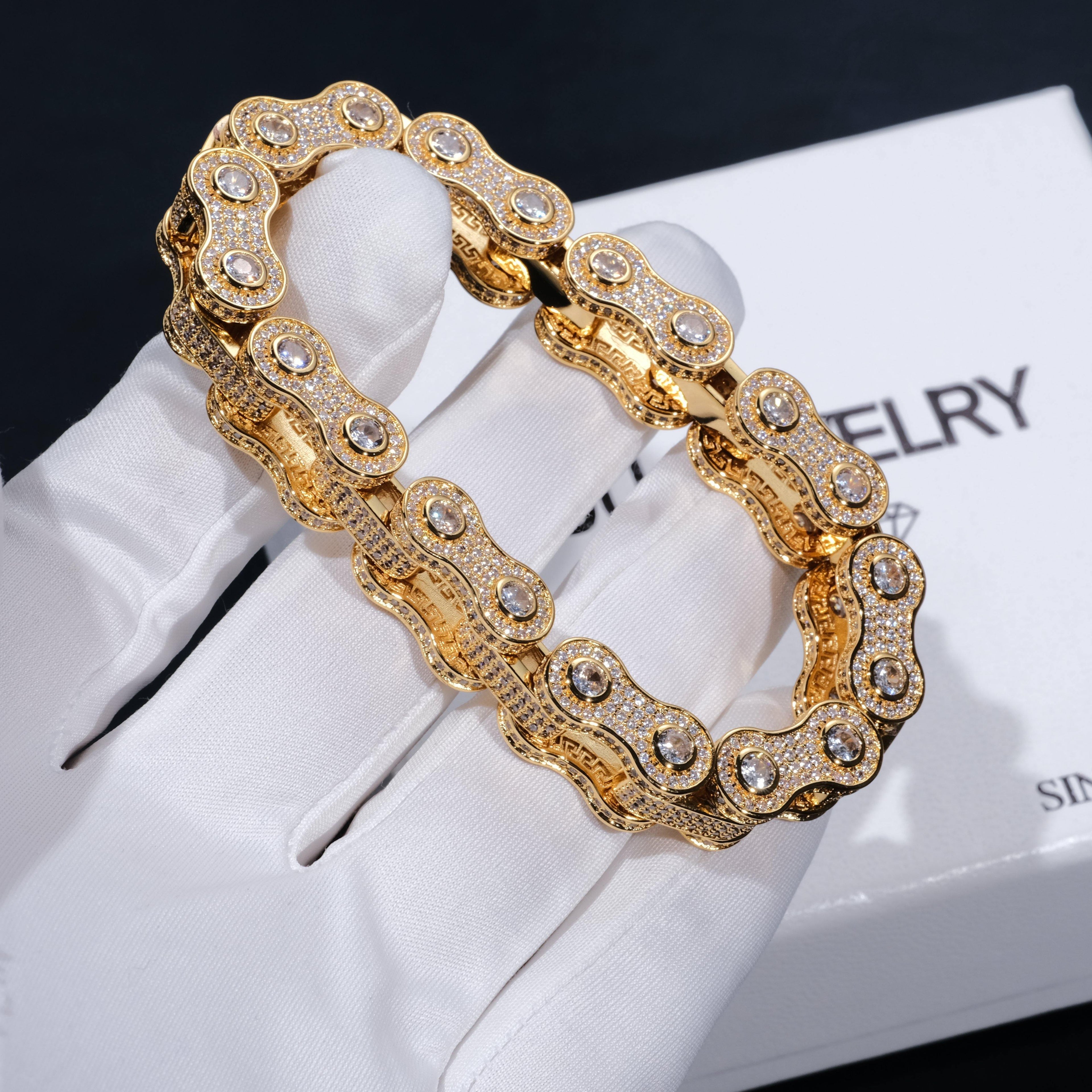 BIKE CHAIN LINK ICED HIP HOP BRACELET